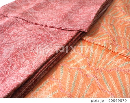 畳んだ着物 90049079