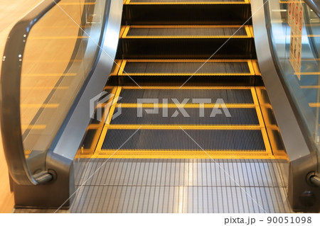 エスカレーター イメージ エスカレーター イメージ 90051098