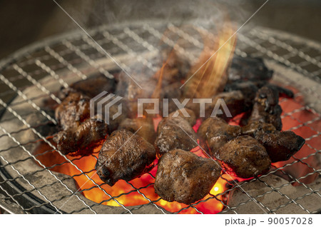 地鶏の炭火焼き 地鶏の炭火焼き 90057028