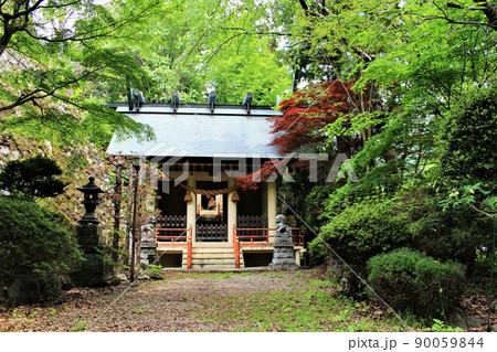栃木県那須塩原市の古町温泉神社(本殿) 栃木県那須塩原市の古町温泉神社(本殿) 90059844