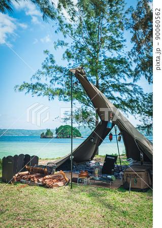 海辺キャンプ ワンポールテント 無骨ソロキャンプ  90060562