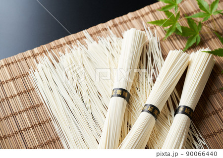 手延べそうめん 90066440