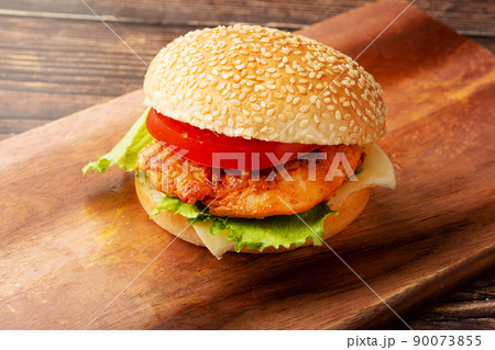 タンドリーチキンバーガー タンドリーチキンバーガー 90073855