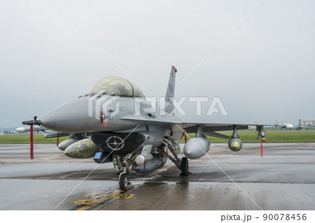 アメリカ空軍 F-16DM 横田基地 アメリカ空軍 F-16DM 横田基地 90078456
