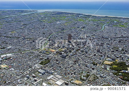 浜松市より遠州灘を望む・空撮 90081571