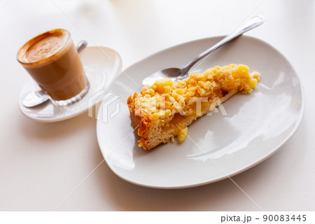 Traditional dessert of European cuisine is apple pie Traditional dessert of European cuisine is apple pie 90083445