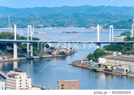 《広島県》千光寺公園から撮影(千光寺・天寧寺三重塔)尾道の風景 《広島県》千光寺公園から撮影(千光寺・天寧寺三重塔)尾道の風景 90086009