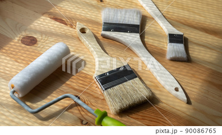 ハケとペイントローラー│DIY・リフォーム・塗装業者イメージ ハケとペイントローラー│DIY・リフォーム・塗装業者イメージ 90086765