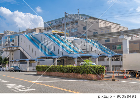 駅前風景　蛍池駅 90088491