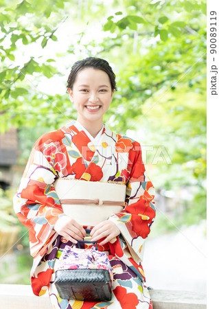 着物の女性　京都女子旅 90089119