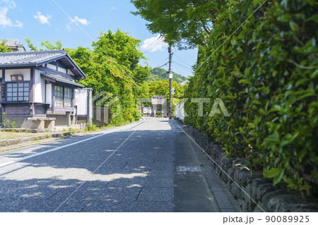京都 嵯峨鳥居本の町並み(2022年 初夏・新緑の季節) 京都 嵯峨鳥居本の町並み(2022年 初夏・新緑の季節) 90089925