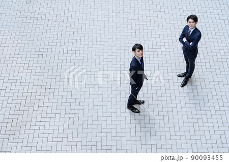 ビジネスマン　俯瞰 90093455