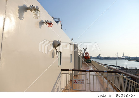 新潟 新潟市 佐渡汽船ときわ丸(船上) 新潟 新潟市 佐渡汽船ときわ丸(船上) 90093757