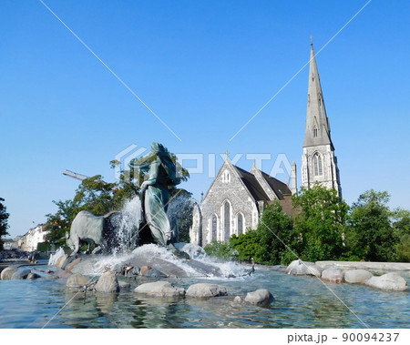 デンマーク コペンハーゲン St Alban's Church 英国国教会 ゲフィオンの噴水 デンマーク コペンハーゲン St Alban's Church 英国国教会 ゲフィオンの噴水 90094237