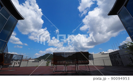 岐阜 みんなの森 ぎふメディアコスモス 岐阜 みんなの森 ぎふメディアコスモス 90094953