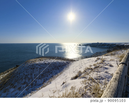 北海道・冬の霧多布岬 / Cape Kiritappu, Japan 90095103