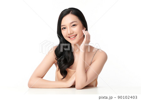 Beautiful young asian woman with clean fresh skin on white background, Face care, Facial treatment, Cosmetology, beauty and spa, Asian women portrait. 90102403