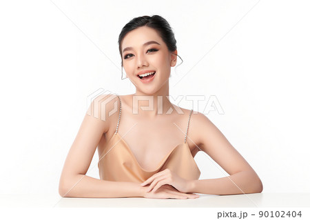 Beautiful young asian woman with clean fresh skin on white background, Face care, Facial treatment, Cosmetology, beauty and spa, Asian women portrait. Beautiful young asian woman with clean fresh skin on white background, Face care, Facial treatment, Cosmetology, beauty and spa, Asian women portrait. 90102404