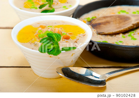 Hearty Middle Eastern Chickpea and Barley Soup Hearty Middle Eastern Chickpea and Barley Soup 90102428