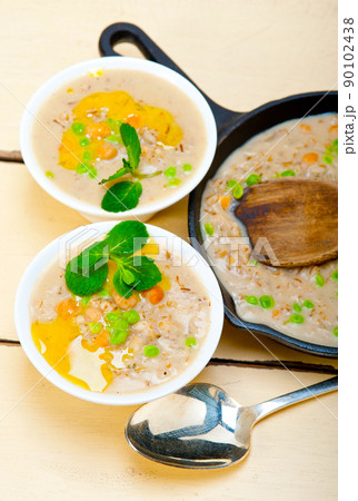 Hearty Middle Eastern Chickpea and Barley Soup Hearty Middle Eastern Chickpea and Barley Soup 90102438