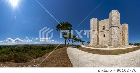 Andria, Puglia, Italy. August 2021. Amazing large format photo of Castel del Monte. Beautiful summer day with white clouds. Copy space. Andria, Puglia, Italy. August 2021. Amazing large format photo of Castel del Monte. Beautiful summer day with white clouds. Copy space. 90102776