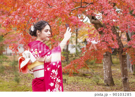 京都 着物 外国 人 写真 セール