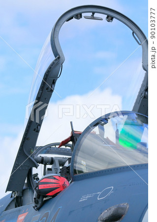 F2戦闘機　キャノピー　航空自衛隊 90103777
