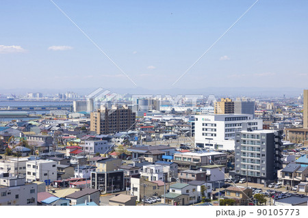 北海道、釧路市街地の景色 90105773