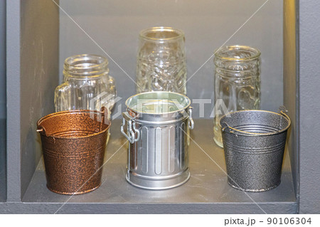 Small Metal Buckets Small Metal Buckets 90106304
