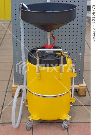 Exhausted Oil Drain Unit Exhausted Oil Drain Unit 90106778