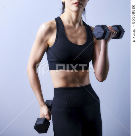 トレーニング 若い女性 筋トレ ダンベル ダイエット トレーニング 若い女性 筋トレ ダンベル ダイエット 90109980