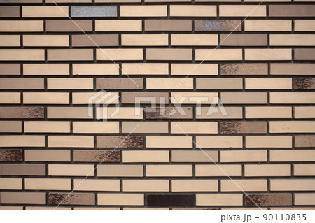 Brown brick wall 90110835