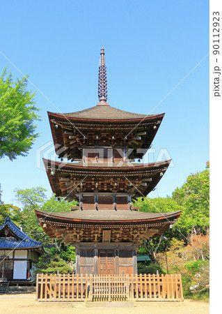 信州の鎌倉 前山寺三重塔 信州の鎌倉 前山寺三重塔 90112923