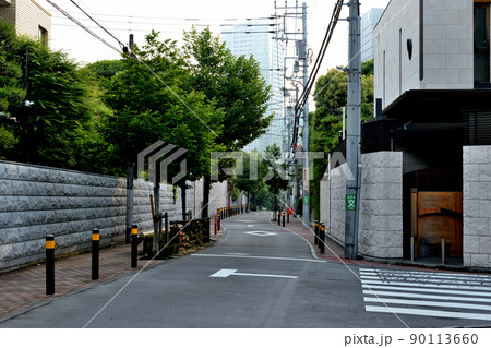 東京渋谷　松涛周辺の閑静な高級住宅街の風景 90113660