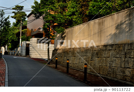 東京渋谷 松涛周辺の閑静な高級住宅街の風景 東京渋谷 松涛周辺の閑静な高級住宅街の風景 90113722