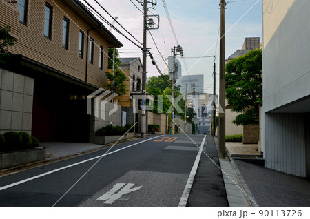東京渋谷　松涛周辺の閑静な高級住宅街の風景 90113726