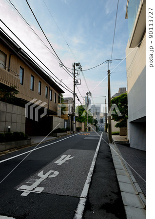 東京渋谷　松涛周辺の閑静な高級住宅街の風景 90113727