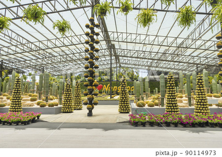 Beautiful garden decoration in Nong Nooch Tropical Botanical Garden in Chonburi,Thailand. Beautiful garden decoration in Nong Nooch Tropical Botanical Garden in Chonburi,Thailand. 90114973