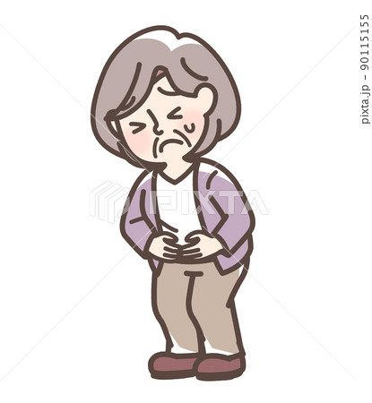 腹痛でお腹をおさえている高齢女性 90115155