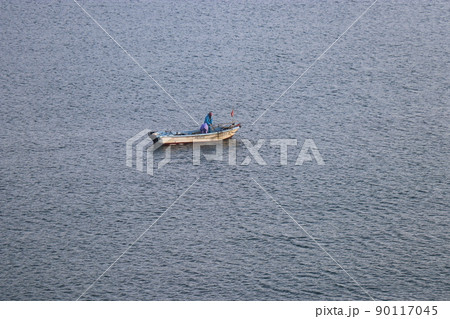 旅館から湯谷湾を望む、湯谷湾温泉、楊貴館、山口県、長門市 旅館から湯谷湾を望む、湯谷湾温泉、楊貴館、山口県、長門市 90117045