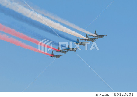 ロシア空軍スホーイSu-25カラースモーク（ロシア国旗） 90123001