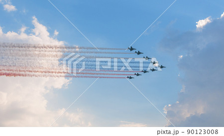 ロシア空軍スホーイSu-25カラースモーク(ロシア国旗) ロシア空軍スホーイSu-25カラースモーク(ロシア国旗) 90123008