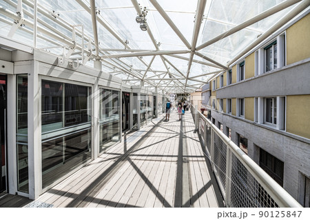 People Mover train station in Venice 90125847
