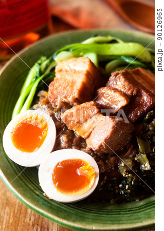 具材たっぷり自家製ルーローハン 90126965