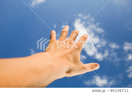 hand touch the sky 90136711