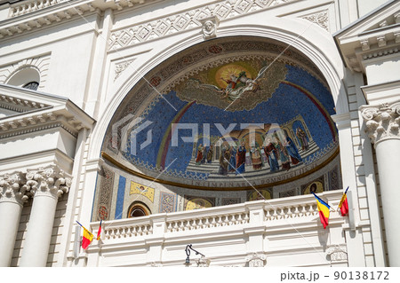Facade of a church in Iasi, Romania 90138172
