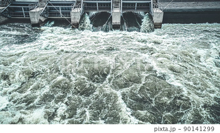 Open dams on the fox river in the srping Open dams on the fox river in the srping 90141299