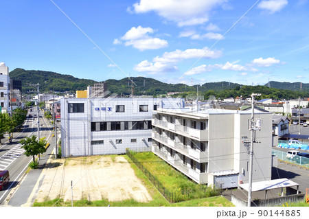 2021年。児島駅から岡山駅までの瀬戸大橋線の風景 2021年。児島駅から岡山駅までの瀬戸大橋線の風景 90144885