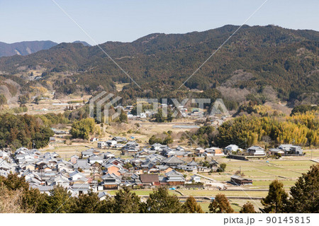 早春の甘樫丘から見た飛鳥集落 早春の甘樫丘から見た飛鳥集落 90145815