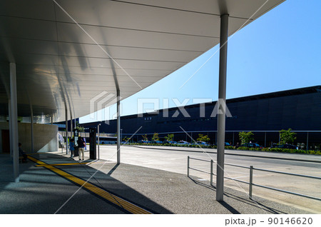 熊本駅「晴天の駅前周辺風景」日本・九州・熊本県 90146620